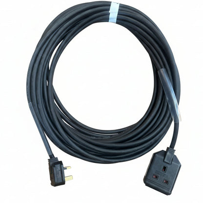 This heavy duty 13A extension lead is a simple, reliable way to power a single appliance from a standard UK mains outlet