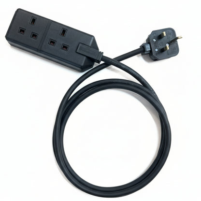 This heavy duty 13A extension lead is a tidy way to power two appliances from a single UK mains outlet.