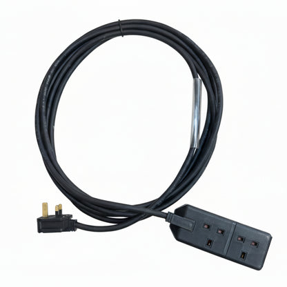 This heavy duty 13Amp extension lead is a tidy way to power two appliances from a single UK mains outlet.