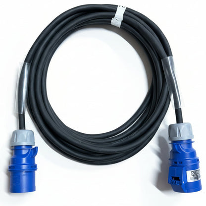 This is our go to 32A single phase extension lead for situations where you want dependable power and a cable that holds up to regular handling.