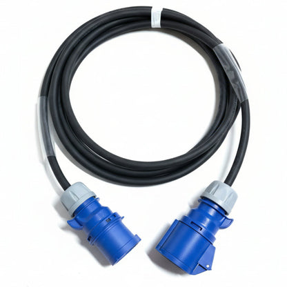 This is our go to 32A single phase extension lead for situations where you want dependable power and a cable that holds up to regular handling.